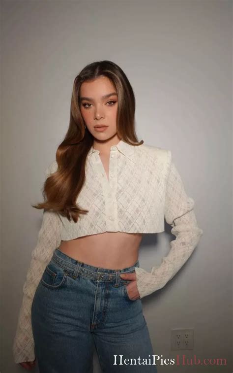 hailee steinfeld nude|Hailee Steinfeld nude pictures, onlyfans leaks, playboy photos, .